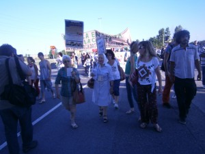 Marcha de reclamo con la presencia de las Madres de Plaza de Mayo